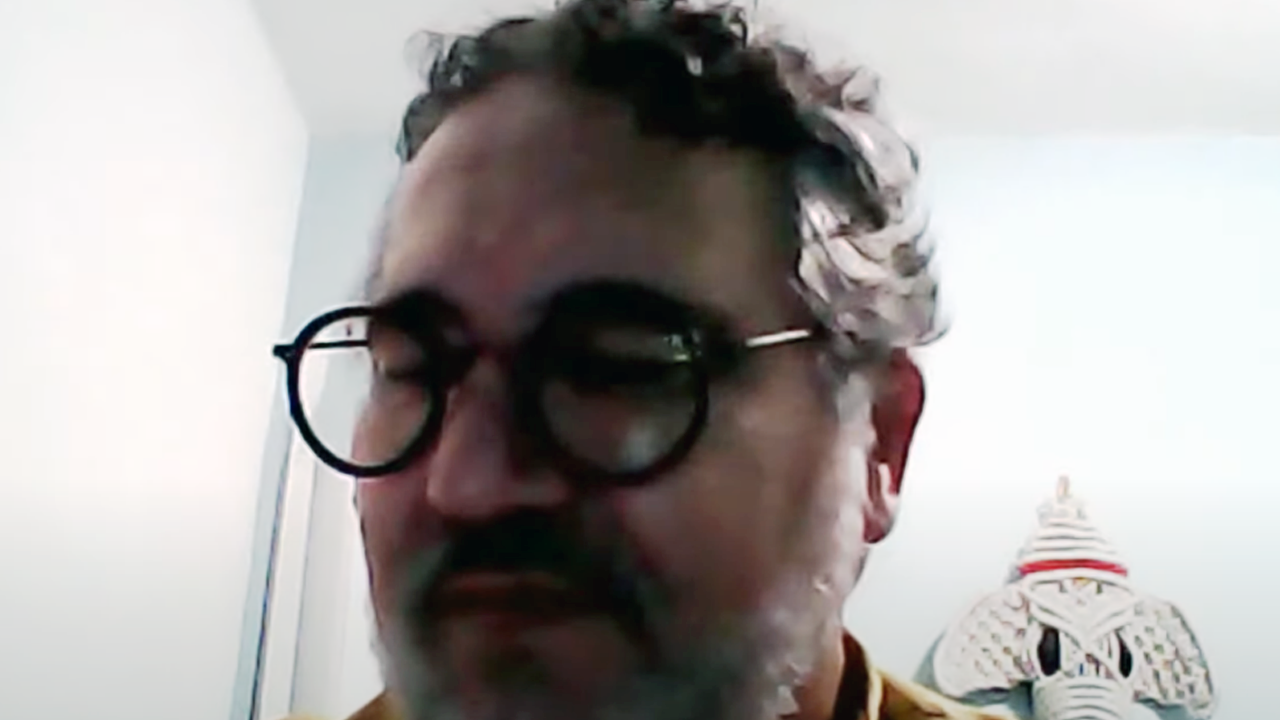 Varella Junior em conversa sobre Ruas Visíveis
